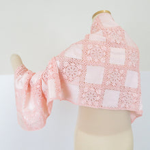 画像をギャラリービューアに読み込む, ショール 端鳳ヌーベル レースショール サーモンピンク色 生地絹 レース部分レーヨン 綿