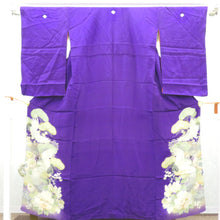 Load image into Gallery viewer, 色留袖 両褄 昔 アンティーク 昔着物 紫 白 多色 貝桶 鶴 宝模様 花々 広衿 正絹 昔きもの レトロ 明治・大正ロマン  身丈151.5cm