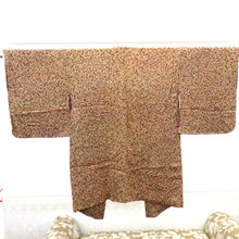 Load image into Gallery viewer, 羽織 アンティーク 昔長羽織 正絹 ベージュ 薄紫 黄土色 赤 黒 緑 植物 紅白達磨 昔 レトロモダン 明治・大正ロマン ちりよけ 上着 身丈85.5cm