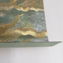 画像をギャラリービューアに読み込む, 袋帯 雲取り模様 青胴箔 正絹 金糸 緑色x金色絹 六通柄 地紋入り 仕立て上がり 着物帯 長さ432cm
