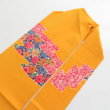 画像をギャラリービューアに読み込む, 名古屋帯 正絹 黄色x多色 型染め 霞に唐草花模様 お太鼓柄 カジュアル 仕立て上がり 着物帯 長さ365cm