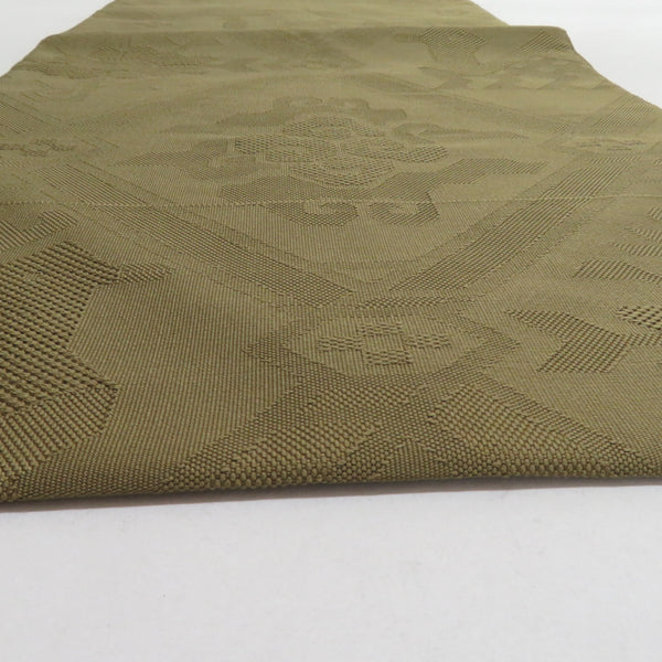 名古屋帯 絹 八寸 有栖川模様 オリーブグリーン 全通柄 カジュアル 仕立て上がり 着物帯 長さ367cm 【キモノオフ野々市若松店】 名古屋帯 絹 八寸 有栖川模様 オリーブグリーン 全通柄 カジュアル