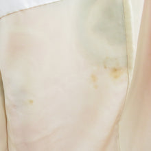 Load image into Gallery viewer, 振袖 朱色x白色 金糸 刺繍入り 波に丸に花紋様 正絹 成人式 仕立て上がり 身丈161cm