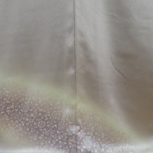 画像をギャラリービューアに読み込む, 付下げ 薄紫色x薄ピンク色 ぼかし染め 唐草花文様 袷 広衿 正絹 仕立て上がり着物 身丈158cm