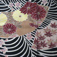 画像をギャラリービューアに読み込む, 風呂敷 小袖写し 波に扇面ぼたん柄 約118cm 木綿 箱入 未使用品