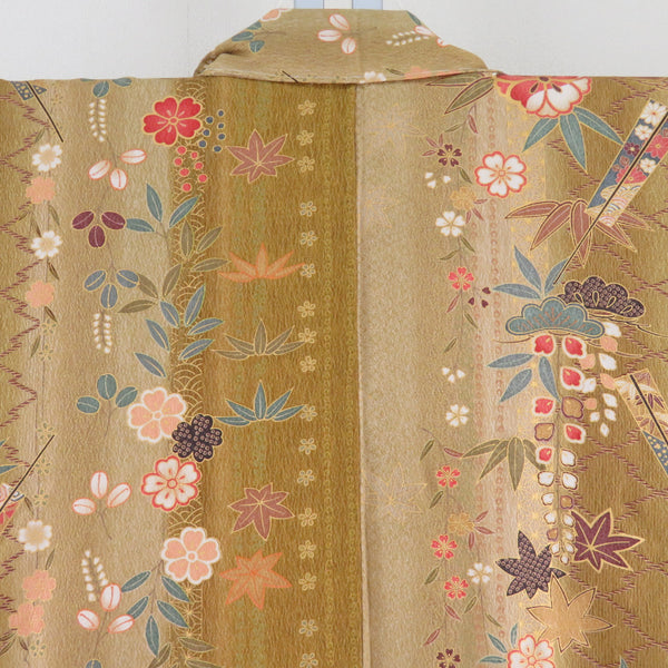 小紋 黄緑ｘ緑色ｘ茶色 小花に紅葉や麻の葉など 正絹 袷 広衿 仕立て上がり着物 身丈155cm 【キモノオフ野々市若松店】 小紋 黄緑x緑色x茶色 小花に紅葉や麻の葉など 正絹 袷 広衿 仕立て