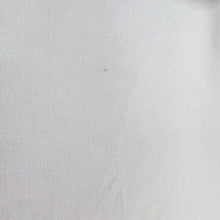 画像をギャラリービューアに読み込む, 小紋 灰色x薄赤色x薄黄色x多色 花菱模様 正絹 袷 広衿 サイズ小さめ 仕立て上がり着物 身丈144cm