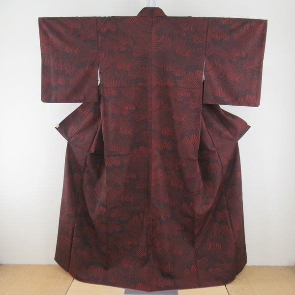 紬 着物 黒色x赤色 高波模様 袷 広衿 正絹 仕立て上がり着物【中古