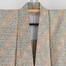 Load image into Gallery viewer, Tsumugi kimono, Bishamon turtle shell and flower pattern, spicy color x green, single-layered, Bachi collar, silk, ready-made kimono, length 161cm