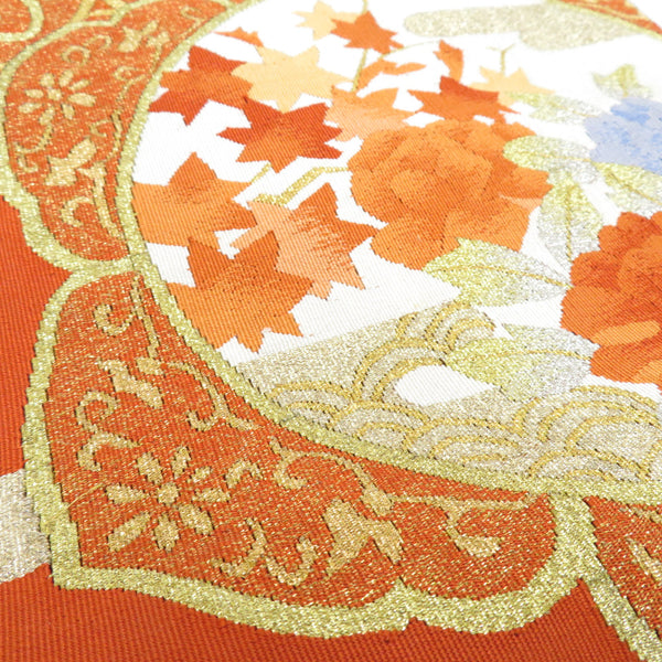 名古屋帯 本つづれ帯 朱地 金糸 華文紋様 お太鼓柄 正絹 桐箱入 つづれ オレンジ系 長さ370cm 【キモノオフ野々市若松店】 名古屋帯 本つづれ帯 朱地 金糸 華文紋様 お太鼓柄 正絹 桐箱入 つづれ