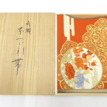 画像をギャラリービューアに読み込む, 名古屋帯 本つづれ帯 朱地 金糸 華文紋様 お太鼓柄 正絹 桐箱入 つづれ オレンジ系 長さ370cm