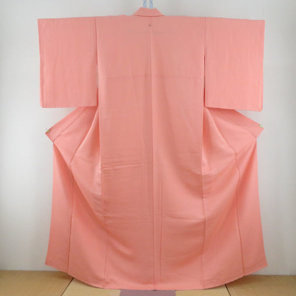 付下げ 単衣 紋無し ぼかし染め サーモンピンク色ｘオレンジ色 雲取り紋様 バチ衿 正絹 仕立て上がり着物 身丈160cm 【キモノオフ野々市若松店】 色無地 袷 サーモンピンク色 一つ紋 蔦紋 正絹 バチ衿 仕立て上がり