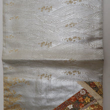 Load image into Gallery viewer, 袋帯 正絹 金糸銀糸 ゴールドxシルバーx多色 幾何学に小花模様 六通柄 フォーマル 礼装 長さ440cm