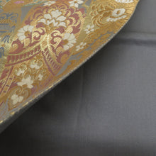 Load image into Gallery viewer, 袋帯 正絹 金糸 グレーxゴールドx薄紫色 パステル系 オリエンタル調 華文様 六通柄 フォーマル 礼装 長さ448cm