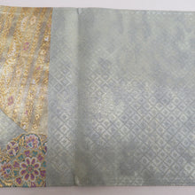 Load image into Gallery viewer, 袋帯 正絹 金糸 華紋に鳥文様 緑色x金色x紫色 六通柄 フォーマル 礼装 長さ430cm