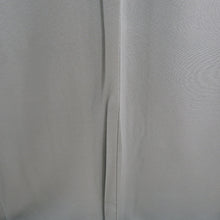 Load image into Gallery viewer, 色無地 袷 グリーンブルー 一つ紋 蔦紋 正絹 広衿 仕立て上がり着物 身丈168cm