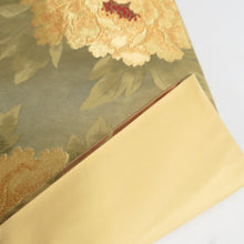 Load image into Gallery viewer, 袋帯 正絹 金糸 牡丹文様 黄緑色x金色 六通柄 フォーマル 礼装 長さ424cm