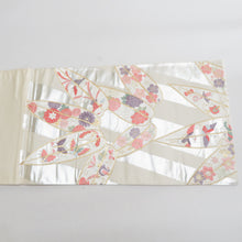 Load image into Gallery viewer, 袋帯 正絹 金糸銀糸 竹に吉祥文様 白色x多色 六通柄 フォーマル 礼装 長さ440cm