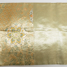 Load image into Gallery viewer, 袋帯 正絹 寿賀多錦 九百織 金色x緑色 金糸銀糸 華文紋様 六通柄 フォーマル 礼装 長さ440cm
