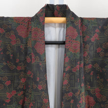 Load image into Gallery viewer, 紬 着物 格子に花々模様 黒色x黄色x多色 袷 バチ衿 絹 仕立て上がり着物 身丈157cm