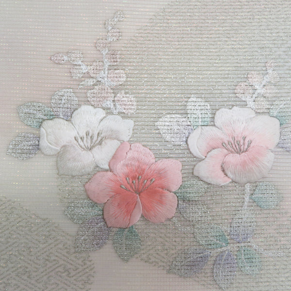 名古屋帯 夏用 正絹 ラメ糸入り 刺繍入り 銀糸 シルバー系 お太鼓柄 花