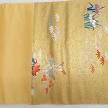 Load image into Gallery viewer, 袋帯 正絹 流水に鳥と花々紋様 刺繍入り 金糸 金色x多色 ゴールド系 六通柄 フォーマル 礼装 長さ424cm