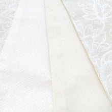 Load image into Gallery viewer, 袋帯 振袖用 ホワイト×シルバー メタリック調糸 花 白 六通柄 ポリエステル フォーマル 仕立て上がり 着物帯 モノトーン系 Freek 日本製 長さ460cm