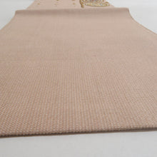 Load image into Gallery viewer, 名古屋帯 八寸帯 正絹 薄茶色x多色 オリエンタル模様 お太鼓柄 刺繍入り カジュアル 仕立て上がり 着物帯 長さ382cm