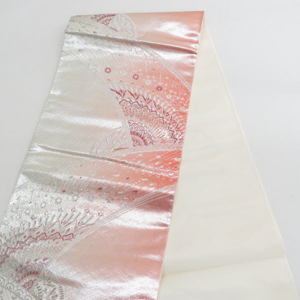袋帯 正絹 シルバー系 サーモンピンク色x銀色 銀糸 孔雀羽調文様 六通