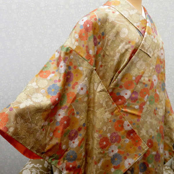 小紋 袷 薄茶x多色 花々模様 正絹 広衿 仕立て上がり着物 身丈163.7cm 