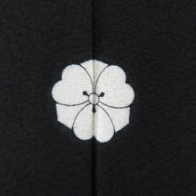 画像をギャラリービューアに読み込む, 黒留袖 本場加賀友禅染 池田裕 作家物 風景柄 正絹 袷 広衿 比翼付 礼装 フォーマル 仕立て上がり 身丈160cm 美品