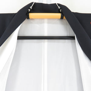 振袖 黒色ｘ朱 桜模様 袷 広衿 箔入り 正絹 成人式 卒業式 フォーマル 仕立て上がり 着物 身丈160cm 美品