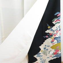 Load image into Gallery viewer, Black Tomesode home Kaga Yuzen Dyeing Tae 弌 Hana writer substance in the fence