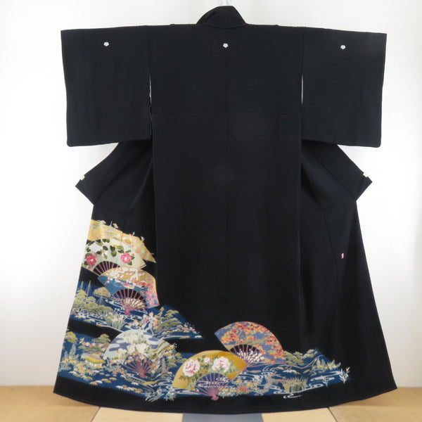 作家物 黒留袖 扇に花模様 金彩 着物 正絹 五つ紋 袷 広衿 RK-4486 黒留袖 大村洋子 扇子に花と兼六園柄 正絹 袷 広衿 比翼付 落款