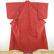 画像をギャラリービューアに読み込む, ウール着物 単衣 縞模様 織り文様 バチ衿 赤色 カジュアルきもの 仕立て上がり 身丈156cm 美品