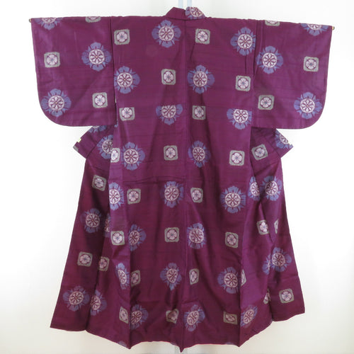 紬 着物 アンティーク 菊文様 バチ衿 紫色 袷 カジュアルきもの レトロ 身丈140cm