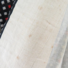 Load image into Gallery viewer, Antique Meisen kimono lattice pattern wide collar black lined casual kimono Retro stall 157cm
