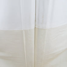 Load image into Gallery viewer, 紬 着物 白大島紬 麻の葉 一元式 袷 広衿 白色 正絹 カジュアル着物 仕立て上がり 身丈159cm