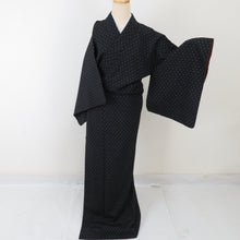 Load image into Gallery viewer, Tsumugi Kimono Shiozawa Come Cross Pure Pure Black Black Lined Collar Kimono Casual Tailoring Light 162cm
