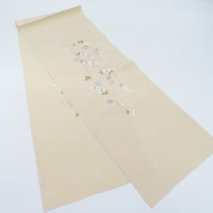 Half -collar chrysanthemum embroidery embroidery beige beige color kimono length 110cm unused item