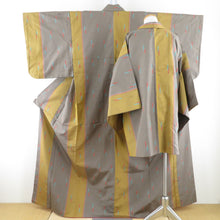 Load image into Gallery viewer, Tsumugi Kimono Ensemble Feather with Feather Pattern Powl Back Collar Brown Color Yamabuki Color Silk Casual Tailor