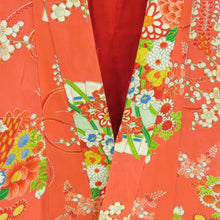 Load image into Gallery viewer, Children&#39;s kimono Antique girl kids lined three bodies on a fan of pure silk pink orange retro Shichigosan girls 115cm