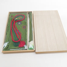 Load image into Gallery viewer, Obi tightening / obi -fried set for pure silk kingeus round group obi squares 2 bottles Green plum sentence Silk 100% kimono accessory box