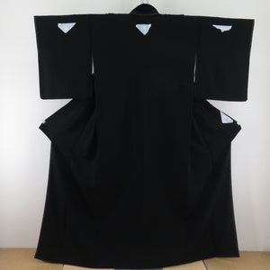 喪服 冬用 セット「着物 帯 襦袢 帯揚げ帯締め」正絹 黒色 五三桐紋 仕立て上がり 女性着物 身丈164cm 未使用品