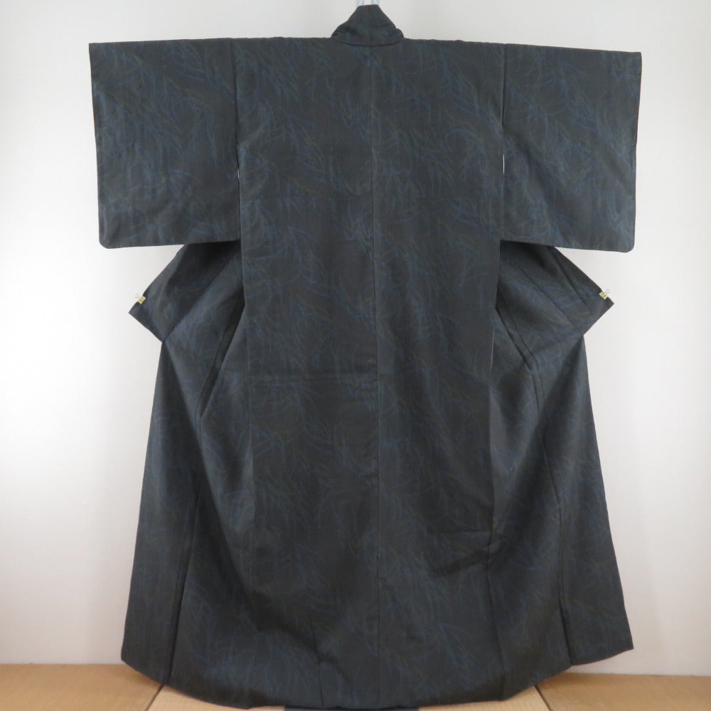 紬 着物 亀甲 薄文様 灰色 袷 広衿 正絹 カジュアル着物 仕立て上がり 身丈159cm【中古】 紬 着物 亀甲 薄文様 灰色 袷 広衿 正絹 カジュアル着物 仕立て上がり