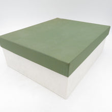 画像をギャラリービューアに読み込む, 草履・バッグセット 東京芝山 本金佐賀錦 礼装用 フォーマル ゴールド系 菊牡丹文様 23.0cm相当 留袖 披露宴 日本製 三越謹製