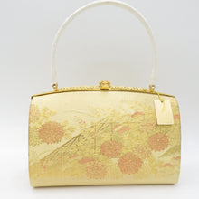 画像をギャラリービューアに読み込む, 草履・バッグセット 東京芝山 本金佐賀錦 礼装用 フォーマル ゴールド系 菊牡丹文様 23.0cm相当 留袖 披露宴 日本製 三越謹製