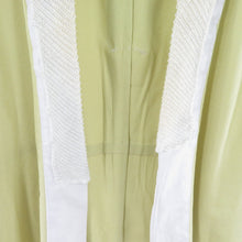 画像をギャラリービューアに読み込む, 襦袢 葉づくし地紋 ビーズ半衿付き 黄緑色 ポリエステル バチ衿 袖無双仕立て 長襦袢 仕立て上がり 女性着物用 身丈125cm