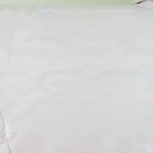 Load image into Gallery viewer, 付下げ 花車柄 桃色 袷 広衿 ポリエステル 洗える着物 紋なし 仕立て上がり 身丈163cm