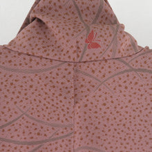 画像をギャラリービューアに読み込む, 小紋 芝草に蝶々 茶色 袷 広衿 ポリエステル 洗える着物 仕立て上がり カジュアル 身丈163cm